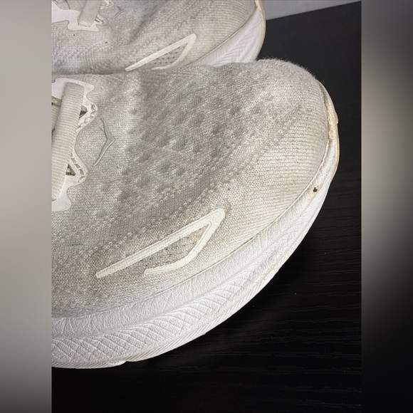 Hoka One One Clifton 9 White Women’s Running Shoes Lace-up Size 6B - Picture 8 of 13